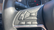 Nissan Qashqai 1.3 DiG-T 160 N-Connecta 5dr Petrol Hatchback